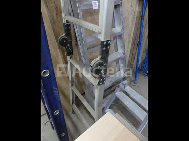 2 ladders + trapladder - afbeelding 9 van  11
