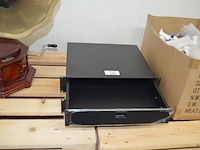 2 laden voor 19 inch rack, partij afstandsbedieningen - afbeelding 4 van  7