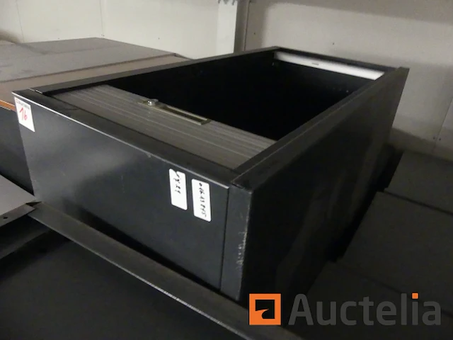 2 lage gordijnkasten, zwarte zwarte gordijnen - afbeelding 3 van  5