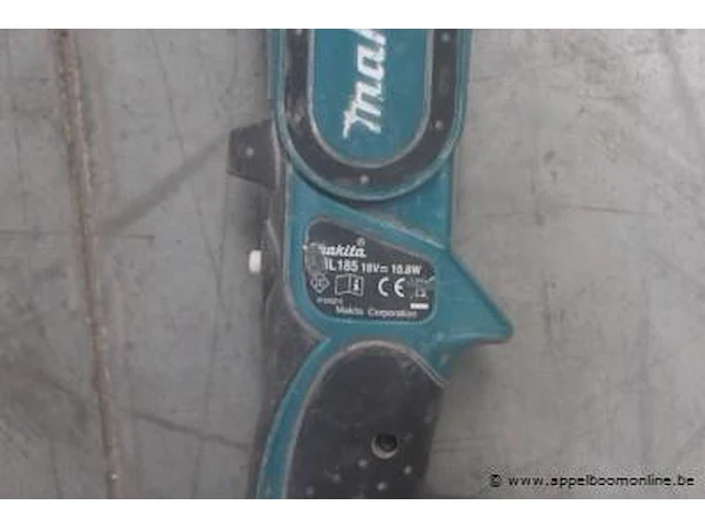 2 lampen makita wo dml805, werking niet gekend - afbeelding 3 van  3