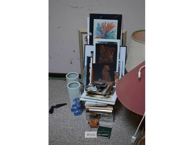 2 lampjes, fotokaders en div - afbeelding 2 van  3