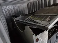 2 landrovers met onderdelen - afbeelding 8 van  13
