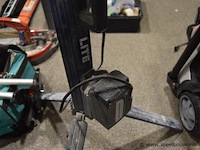 2 led lampen op staander scangrip - afbeelding 3 van  3