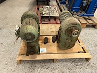 2 lenze motoren - afbeelding 1 van  3