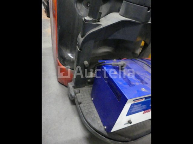 2 linde l14 staande pallettrucks - afbeelding 5 van  16