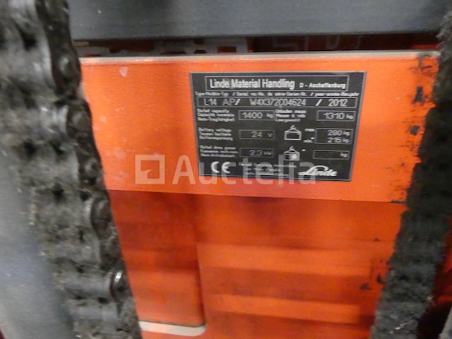 2 linde l14 staande pallettrucks - afbeelding 15 van  16
