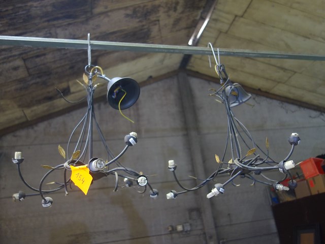 2 luchters in smeedijzer - afbeelding 2 van  3