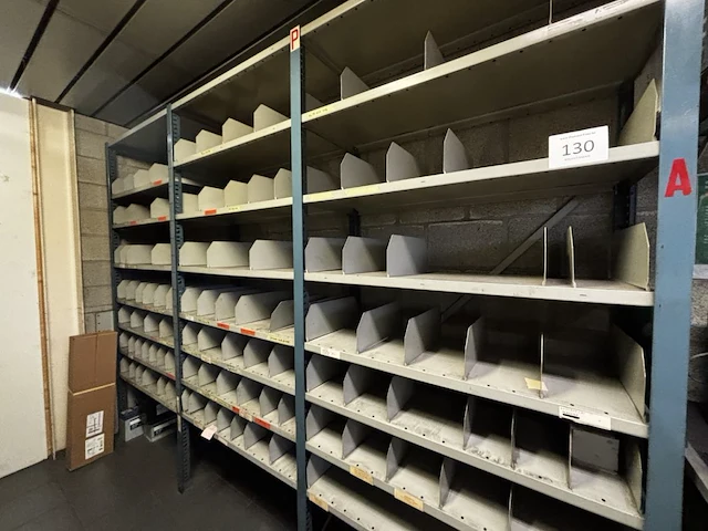 2 magazijnstelling - afbeelding 1 van  2