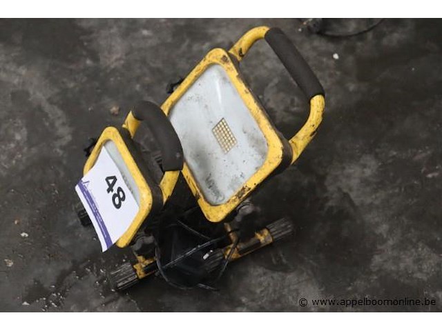 2 magnetische led lampen, werking niet gekend - afbeelding 2 van  2