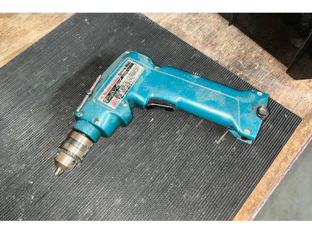 2 makita accu schroefboormachines - afbeelding 2 van  8