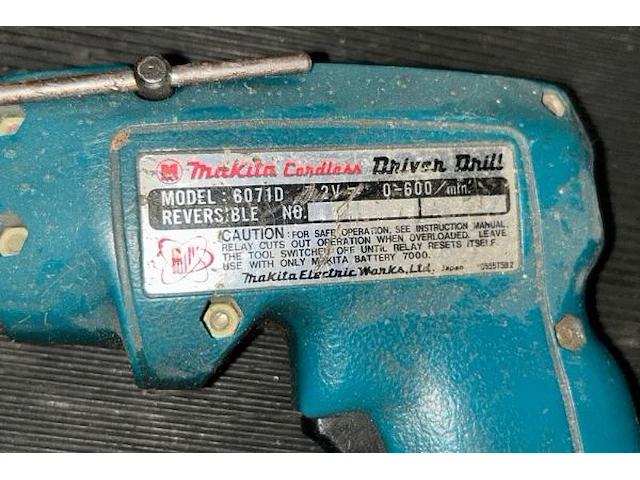 2 makita accu schroefboormachines - afbeelding 4 van  8