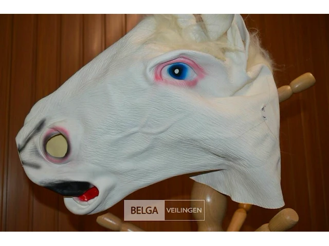 2 masker paardenhoofd - afbeelding 1 van  2