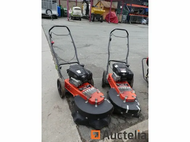 2 mecanische ondkruidtrekker met borstel briggs & stratton hxp onkruid borstel pro370 - afbeelding 5 van  12