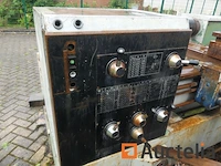 2 metaal draaibanken - afbeelding 8 van  16