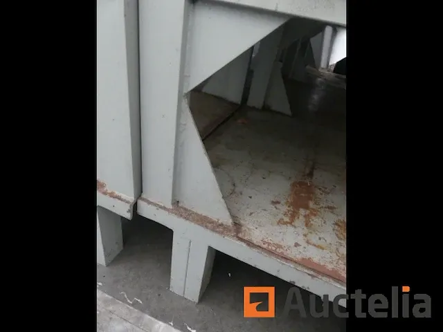 2 metaal rekken van werkplaats - afbeelding 3 van  5