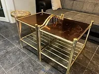 2 metalen bijzettafels