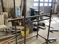 2 metalen bokken - afbeelding 1 van  4