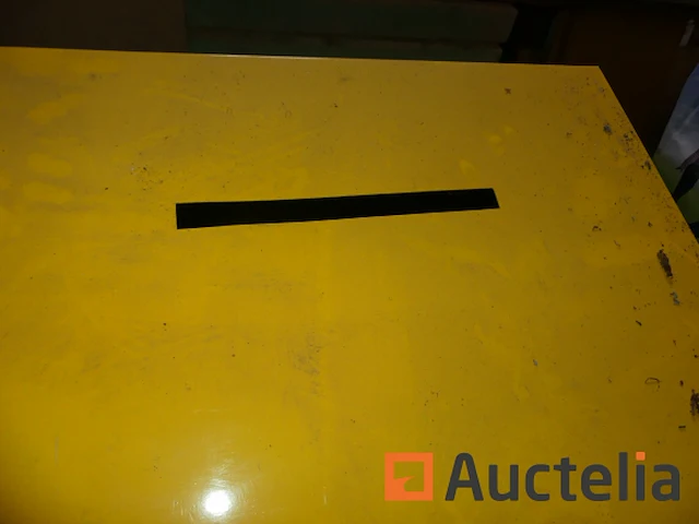 2 metalen bureaus - afbeelding 3 van  5