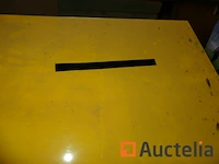 2 metalen bureaus - afbeelding 3 van  5