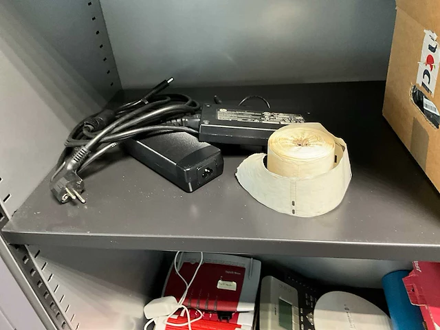 2 metalen dossierkasten + diversen - afbeelding 10 van  20