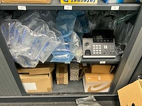 2 metalen dossierkasten + routers en modems - afbeelding 7 van  11