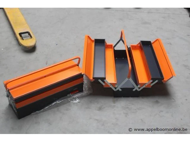 2 metalen gereedschapskisten neo tools - afbeelding 1 van  1