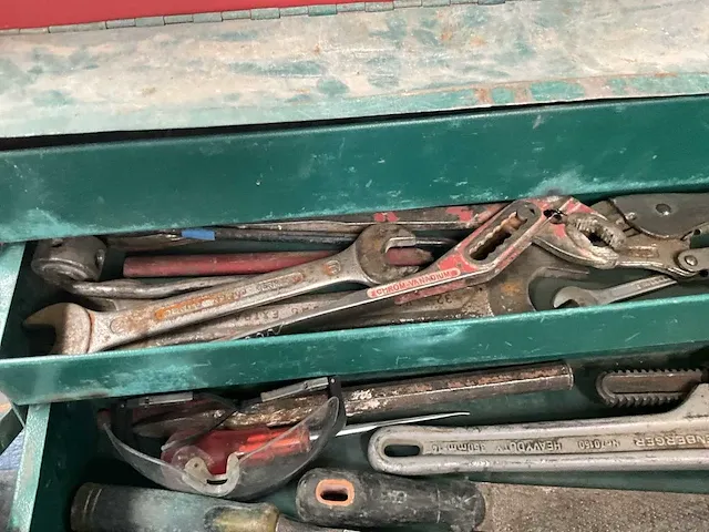 2 metalen gereedschapskoffers met inhoud - afbeelding 7 van  22