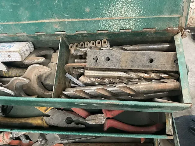 2 metalen gereedschapskoffers met inhoud - afbeelding 21 van  22