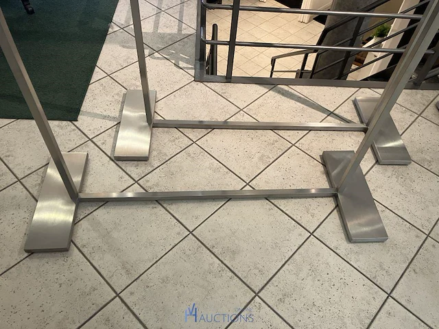 2 metalen kledingrekken - afbeelding 3 van  3