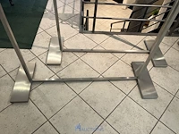 2 metalen kledingrekken - afbeelding 3 van  3