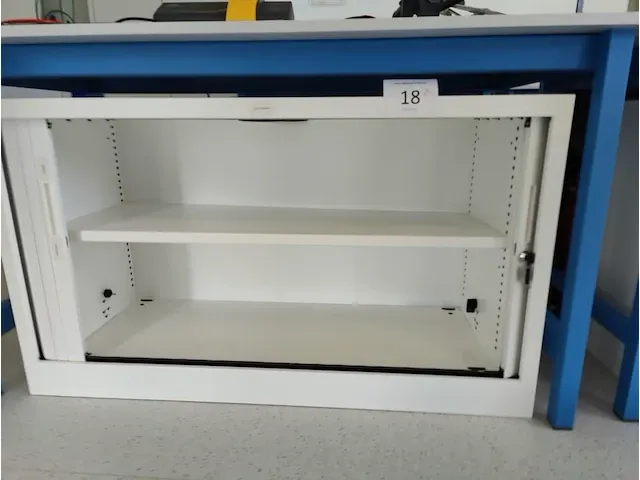 2 metalen rolluikkasten - afbeelding 4 van  4