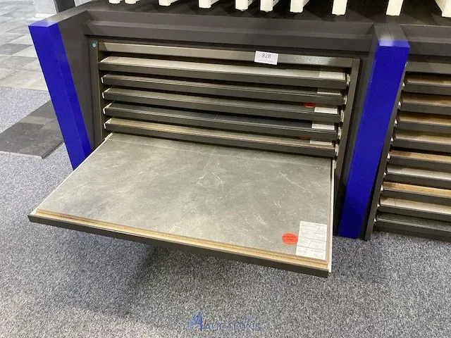 2 metalen tegeldisplays - afbeelding 2 van  5