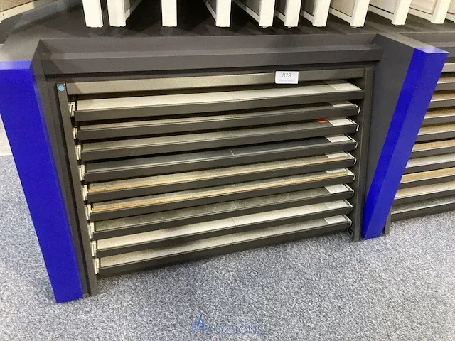 2 metalen tegeldisplays - afbeelding 3 van  5