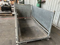 2 metalen transportbakken - afbeelding 2 van  4