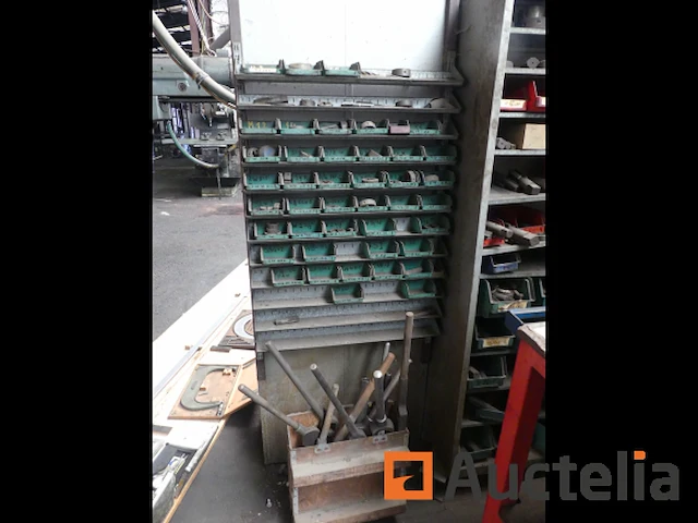 2 metalen werkplaatskasten en inhoud - afbeelding 6 van  11