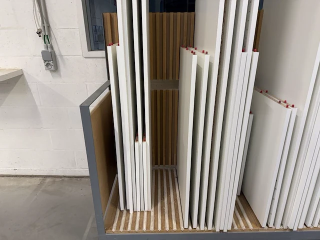 2 meubelkarren incl houten panelen - afbeelding 2 van  7