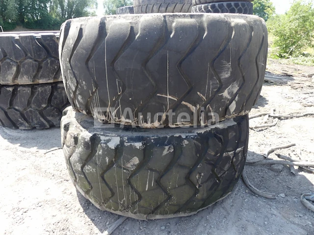 2 michelin 26.5 r 25 banden voor bouwmachines - afbeelding 3 van  3