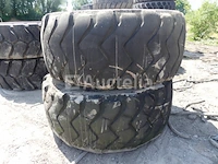 2 michelin 26.5 r 25 banden voor bouwmachines - afbeelding 3 van  3