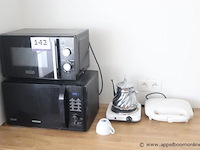 2 microgolfovens plus kookplaat enz - afbeelding 1 van  1