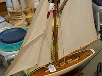 2 miniatuur boten - afbeelding 2 van  4