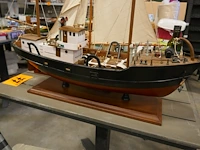 2 miniatuur boten - afbeelding 3 van  4