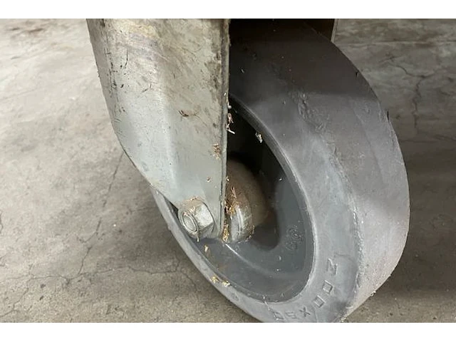 2 mobiele bakken - afbeelding 5 van  5