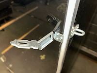 2 mobiele kasten met glasdeur - afbeelding 3 van  3