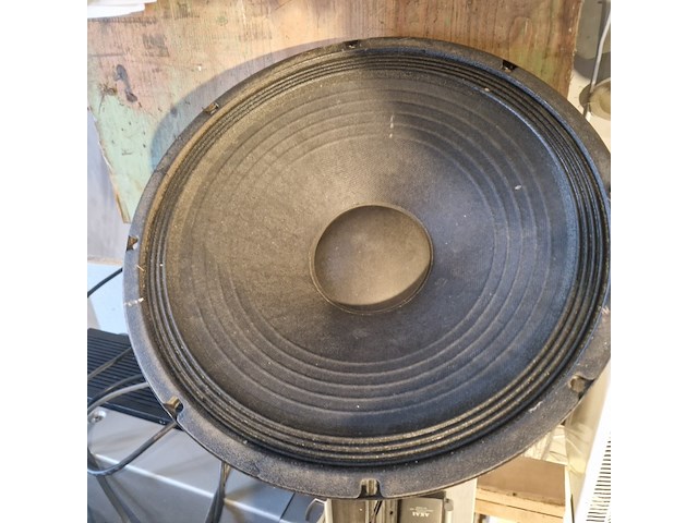 2 motoren stofzuiger nervick - afbeelding 2 van  3