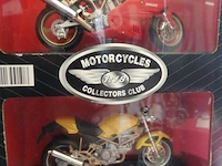 2 moto's masito bugatti - afbeelding 1 van  3