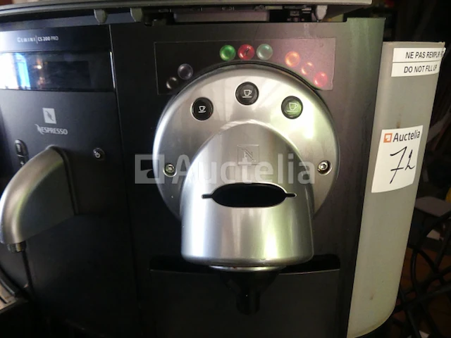 2 nespresso 705/cs200 koffiezetapparaten - afbeelding 3 van  7
