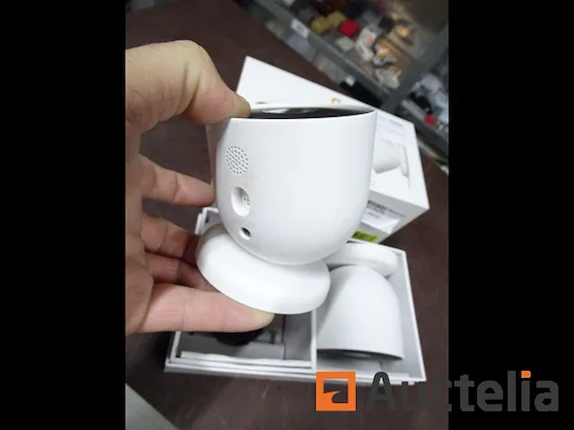2 nest cam binnen- of buitencamera's - afbeelding 4 van  7