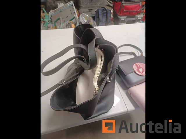 2 obag handtassen - afbeelding 2 van  3