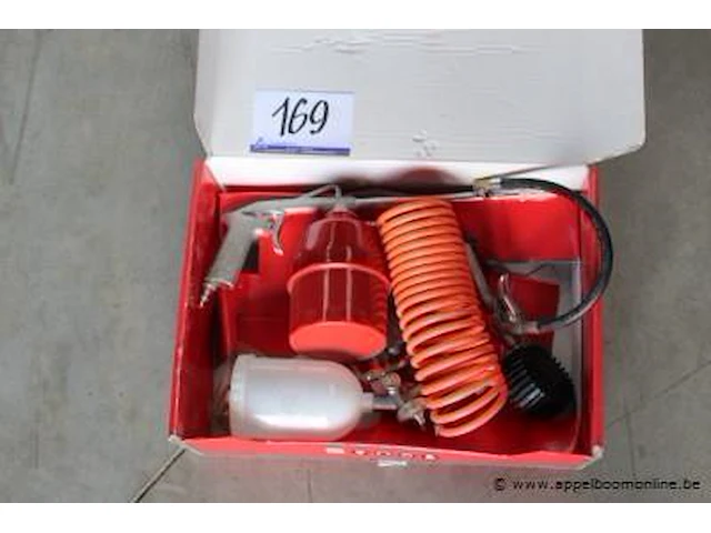 2 onderdelen voor het sprayen van verf - afbeelding 1 van  1