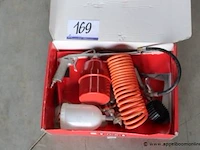 2 onderdelen voor het sprayen van verf - afbeelding 1 van  1